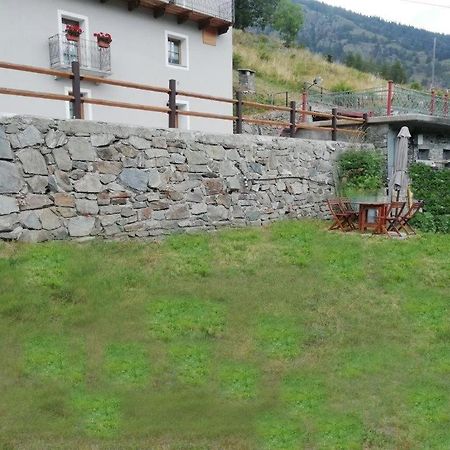 Pays Du Grand St Bernard Vila Saint-Rhemy-En-Bosses Exterior foto
