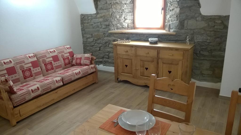 Pays Du Grand St Bernard Vila Saint-Rhemy-En-Bosses Exterior foto