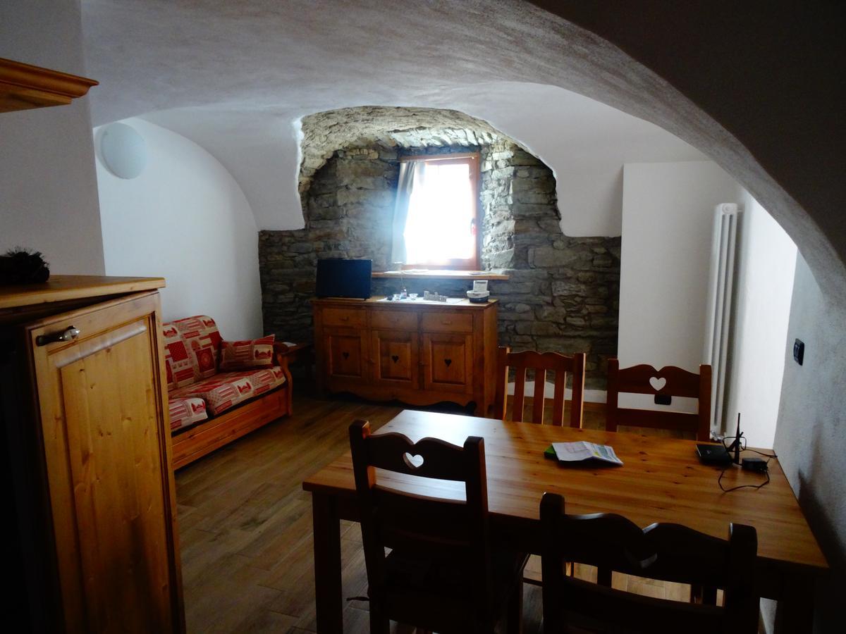 Pays Du Grand St Bernard Vila Saint-Rhemy-En-Bosses Exterior foto